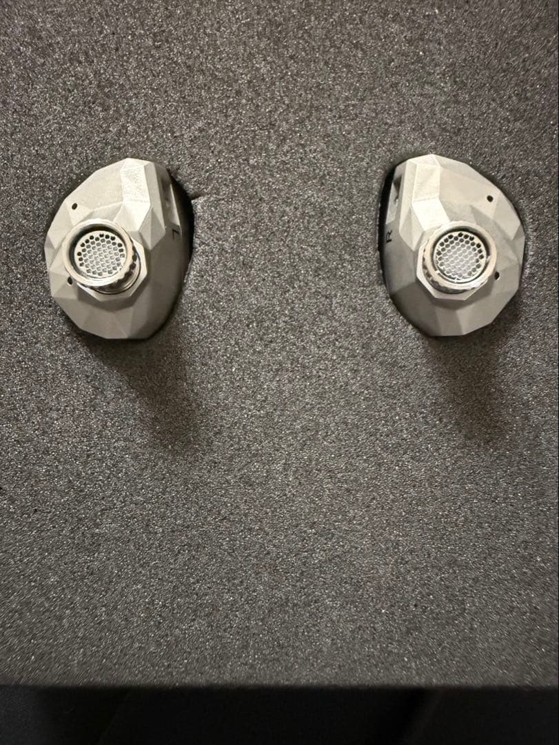 水月雨 Moondrop Kadenz有線イヤホン