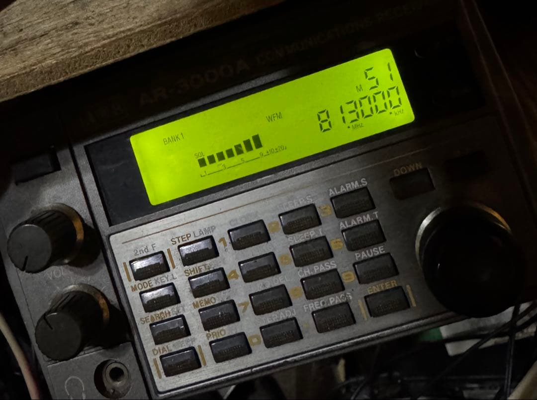 AOR AR-3000A 受信機　作動品