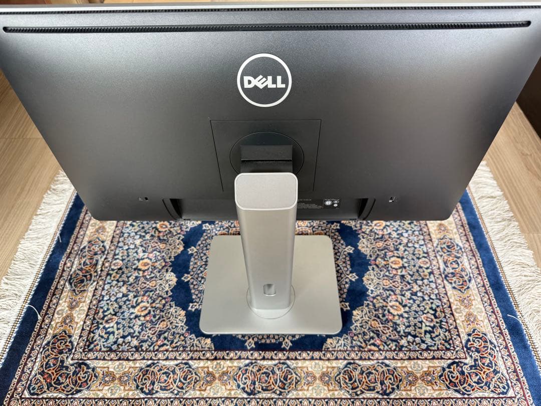 Dell 23.8インチ 4K モニター