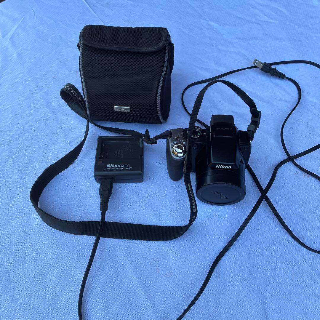 Nikon Coolpix コンパクトデジタルカメラ