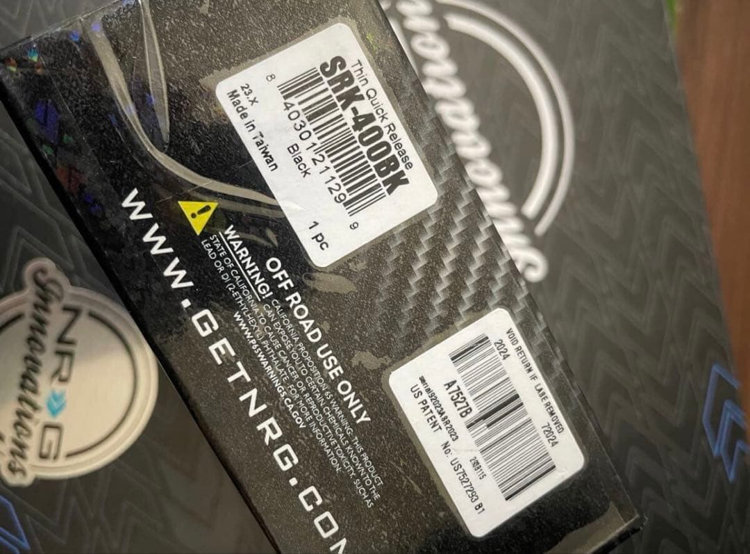 NRG Innovations SRK-400BK ステアリングボスキット