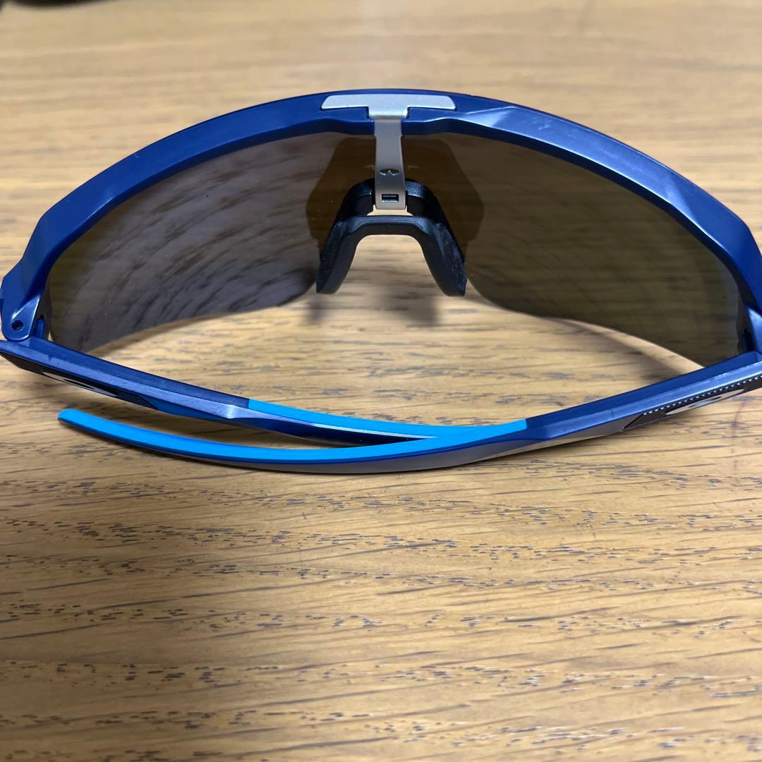 Oakleyのサングラス(スポーツ用)