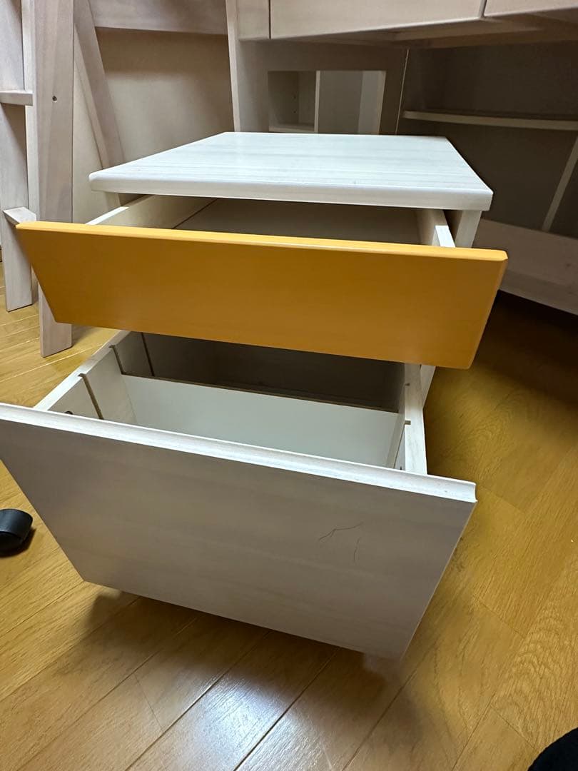 ☆引き取り限定☆ホワイトロフトベッド・デスクセット