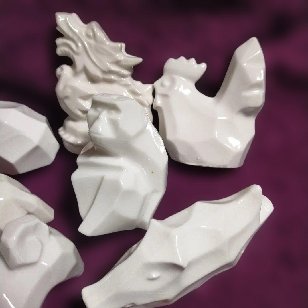 伊勢神宮　干支置物　陶器　縁起物　白　11体　(ひつじ無し)