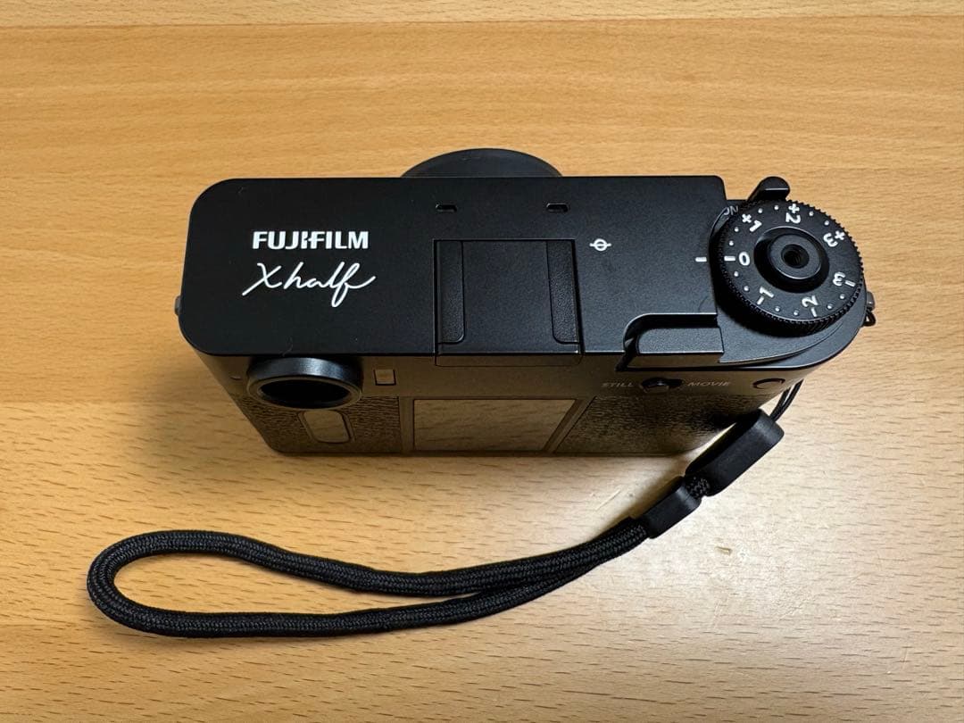 【美品】fujifilm xhalf x-hf1 ブラック