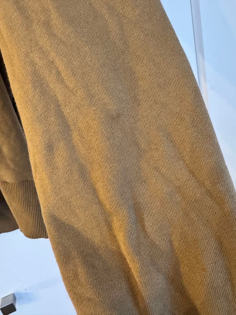 FRED PERRY ワンポイントロゴ刺繍 クルーネックスウェット　キャメルM