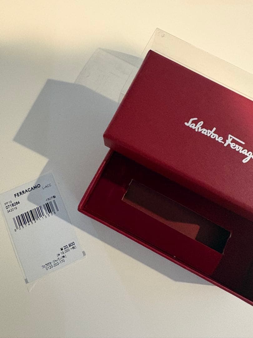 ミニーマウスラブしげ【新品未使用】FERRAGAMO フェラガモ　バレッタ