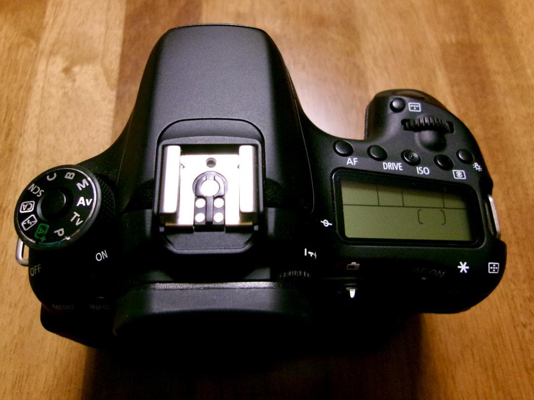 Canon EOS 70D ボディ