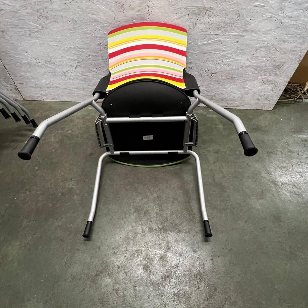 プラス ミーティングチェア スタッキング可 定価1脚6万 Y0481