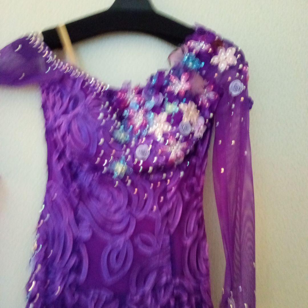 紫色 フラワー刺繍付き ダンスドレス　社交ダンス