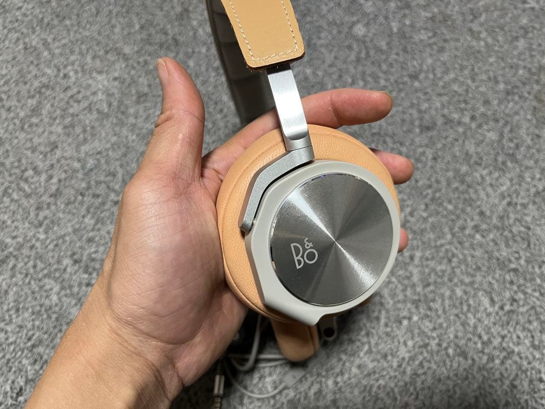 B&O BeoPlay H6オーバーイヤーヘッドフォン ベージュ