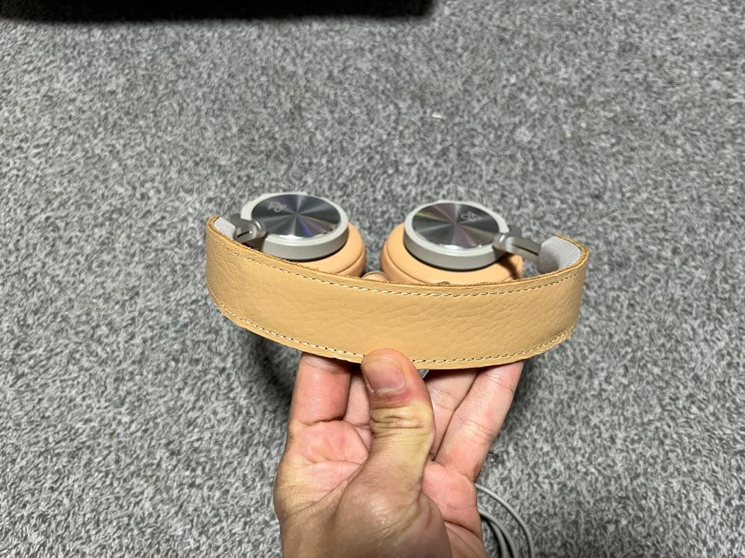 B&O BeoPlay H6オーバーイヤーヘッドフォン ベージュ