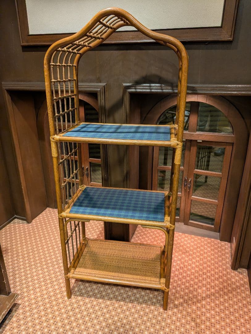 ヴィンテージ ラタン 籐 飾り棚 シェルフ アーチラタン 家具 収納