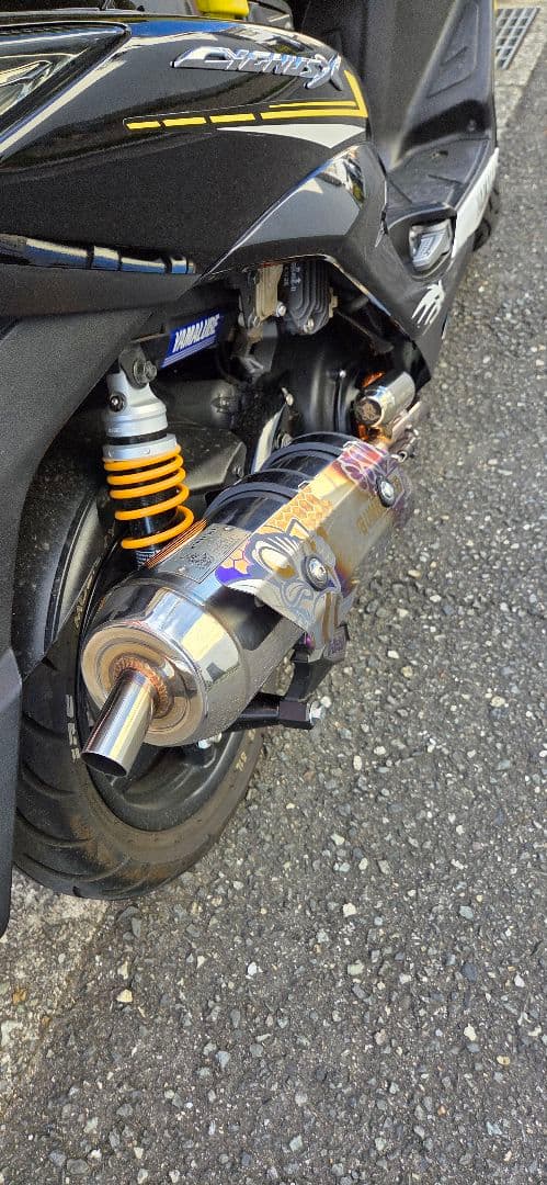 シグナス　バンブルビーマフラーHR1