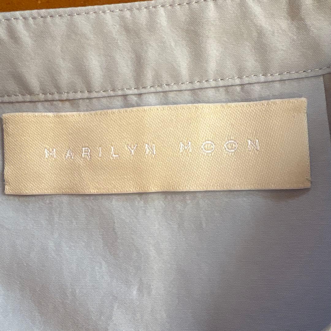 マリリンムーン　タックフリルフレアシャツ