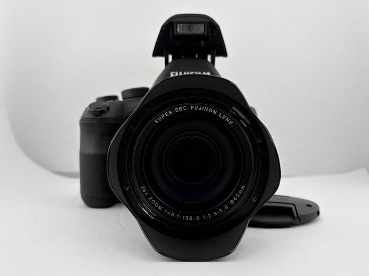 ★極上美品★フジフィルム X-S1★バッテリー、充電器、SDHCカード付★