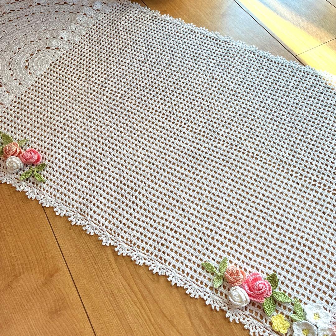 【74】☆*.ミリ.*☆専用　ハンドメイドレース編み　楕円の大きめのドイリー