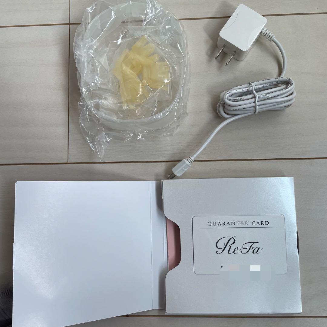 【美品】リファグレイスヘッドスパ（ギャランティカード、箱付き）