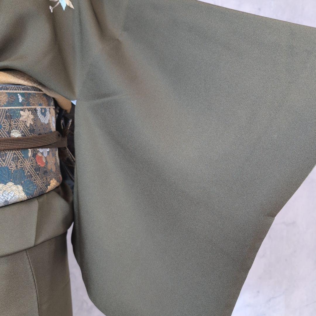 訪問着　フルセット　着物　正絹　カーキ　緑　孔雀の羽　藤の花　祝い事　豪華　A2