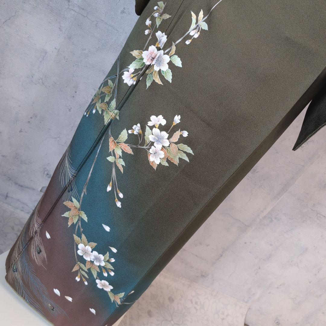 訪問着　フルセット　着物　正絹　カーキ　緑　孔雀の羽　藤の花　祝い事　豪華　A2