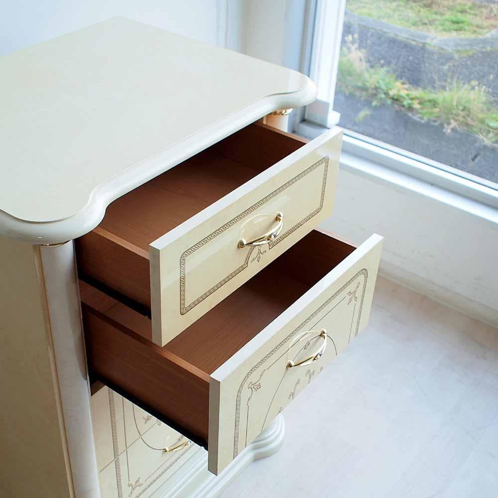 イタリア サルタレッリ/Saltarelli 4段チェスト ZR24321