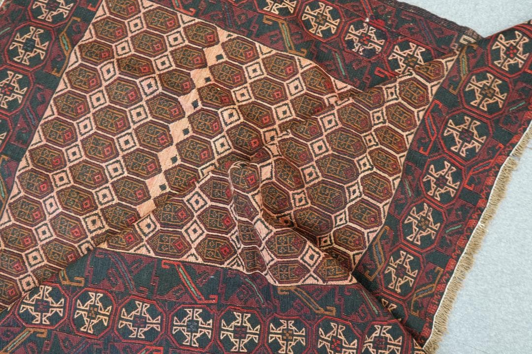 ペルシャ 手織りキリム 181×150 ヴィンテージラグ