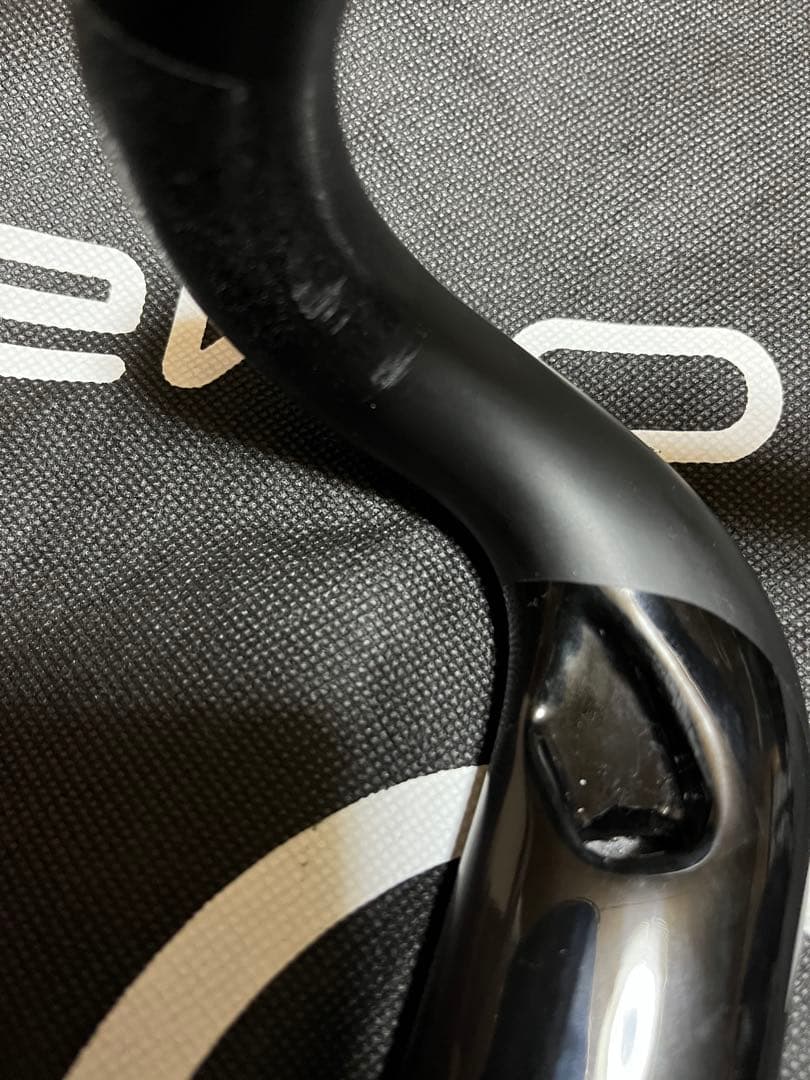 ELVES OROME AERO PROカーボンハンドルバー　400-110