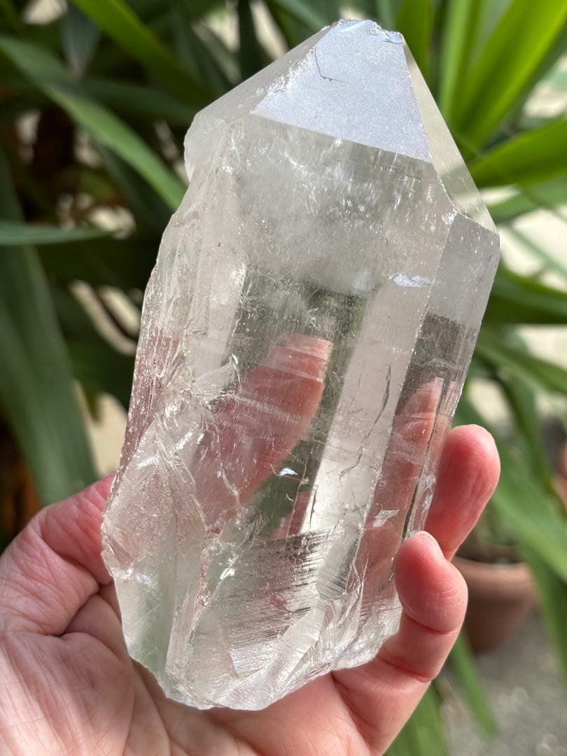 インド　マニハール産　グリーンファントムクォーツ　ポイント　873g 気泡入り