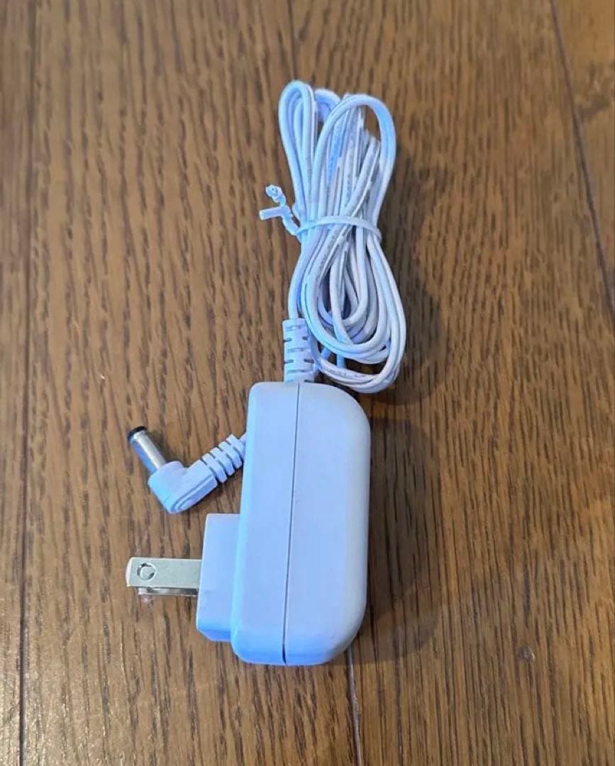 AQUA スティッククリーナー AQC-HX1R-W本体 充電スタンド付き