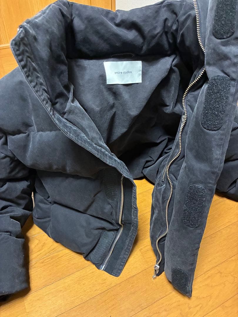 はじげentire studios MML PUFFER ダウン