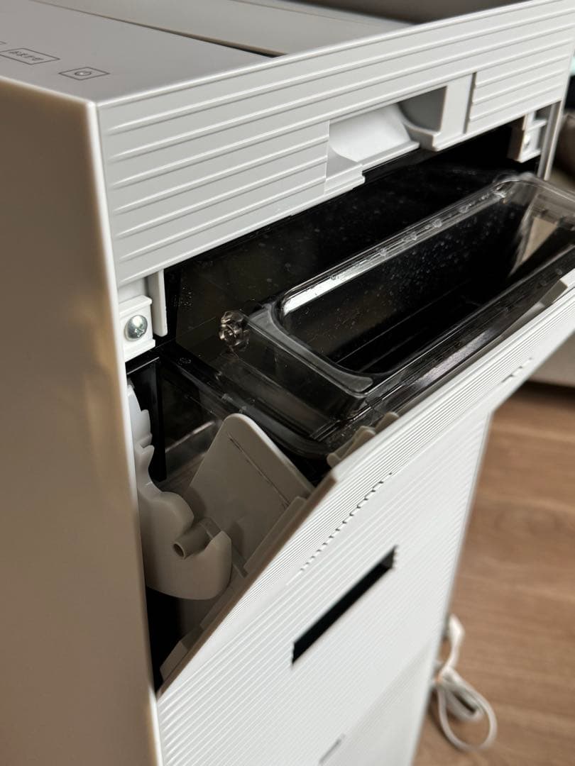 【Mr】DAIKIN ダイキン　空気清浄機　MCK70Y-W／中古