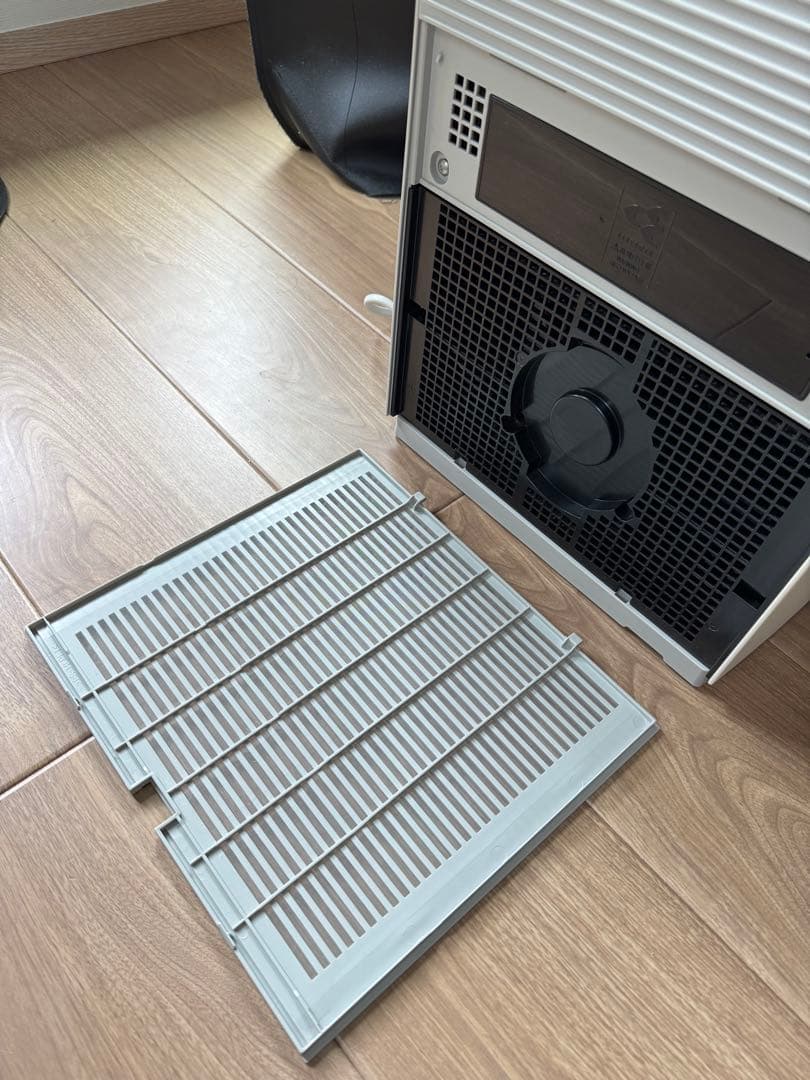 【Mr】DAIKIN ダイキン　空気清浄機　MCK70Y-W／中古