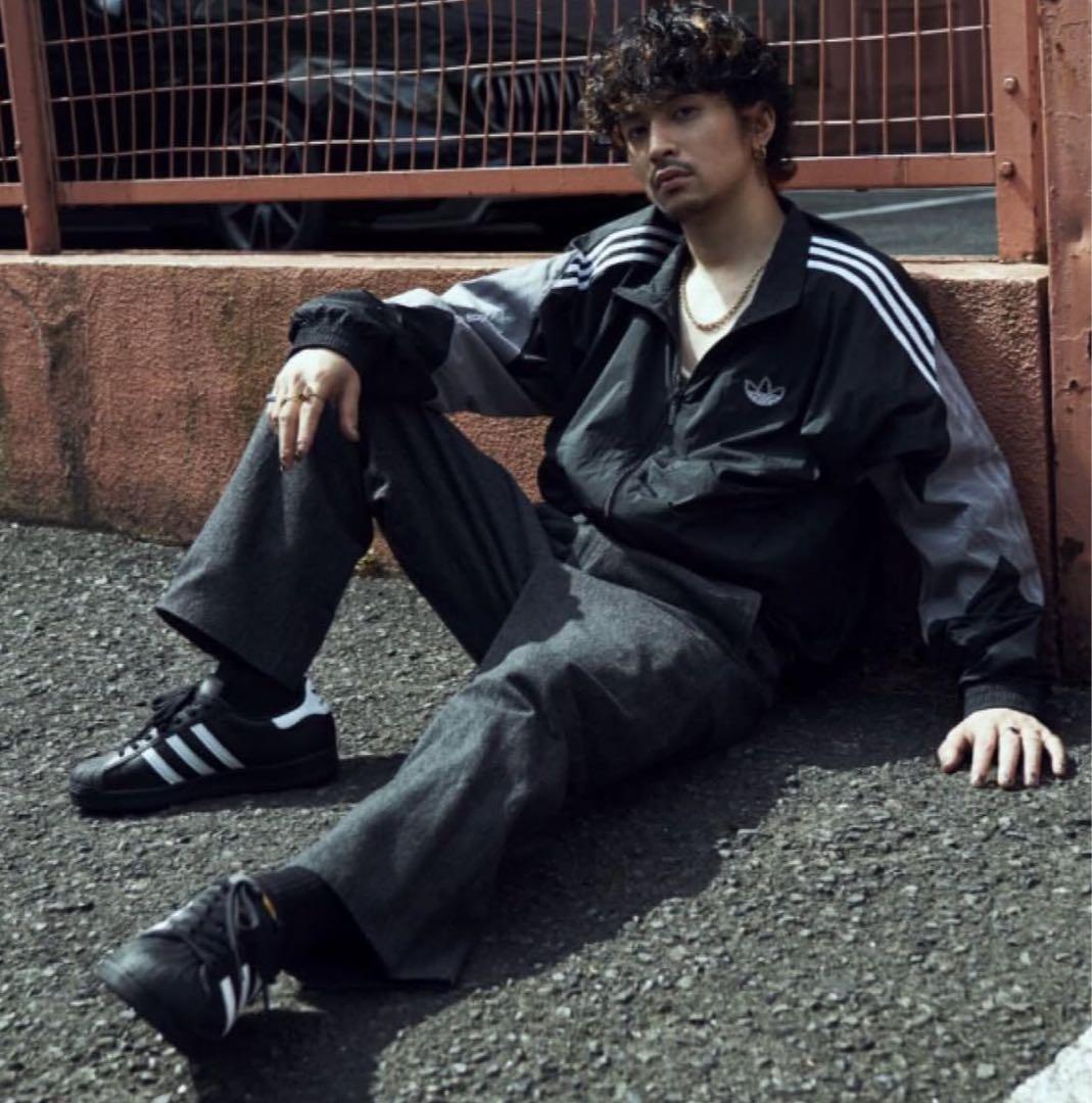 本日限定価格 常田大希着用　アディダスオリジナルス　ライトニングトラックトップ