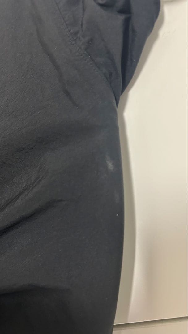 本日限定価格 常田大希着用　アディダスオリジナルス　ライトニングトラックトップ