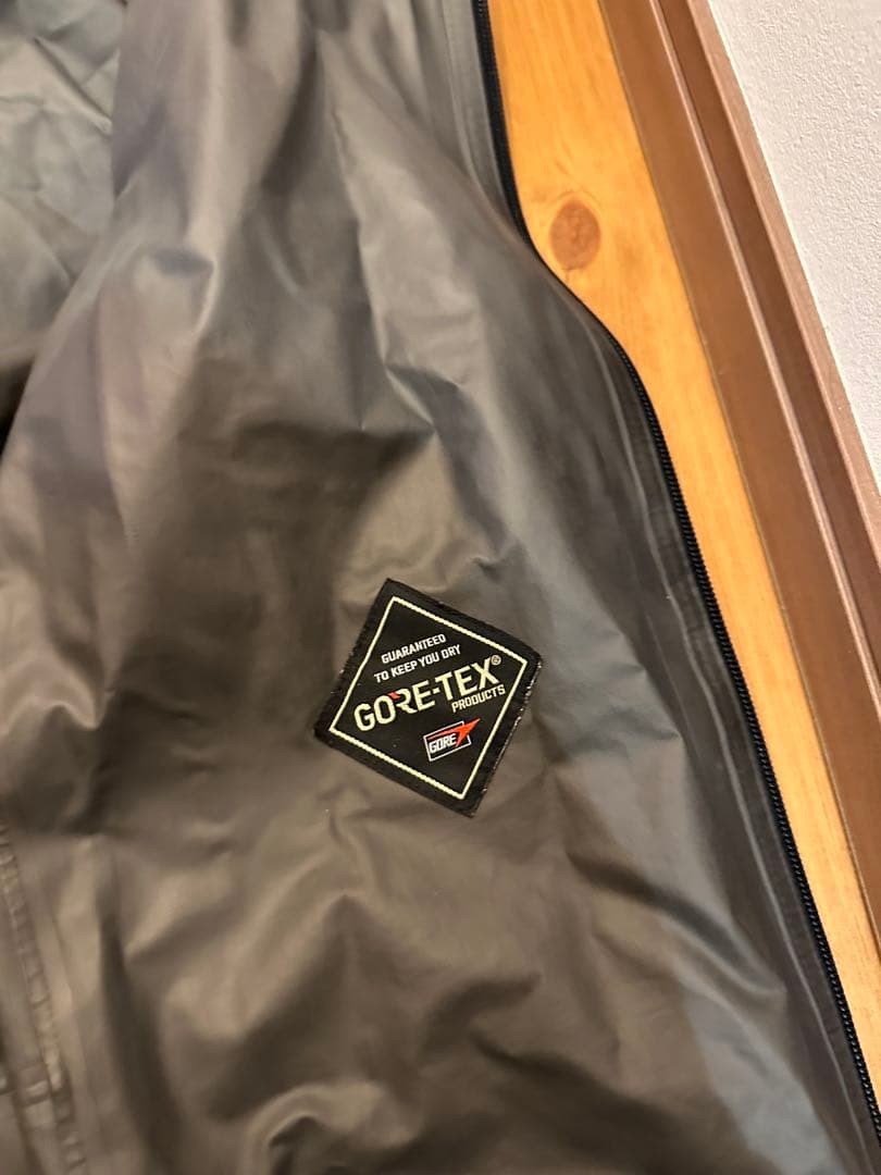 ダイワDR-1908 GORE-TEXレイン上下セットLサイズ