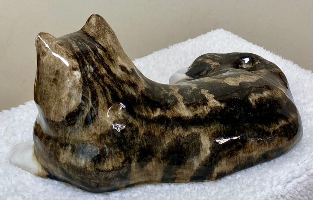 サイズ6 ウィンスタンレイキャット ケンジントンキャット　横たわり猫　貫入無し