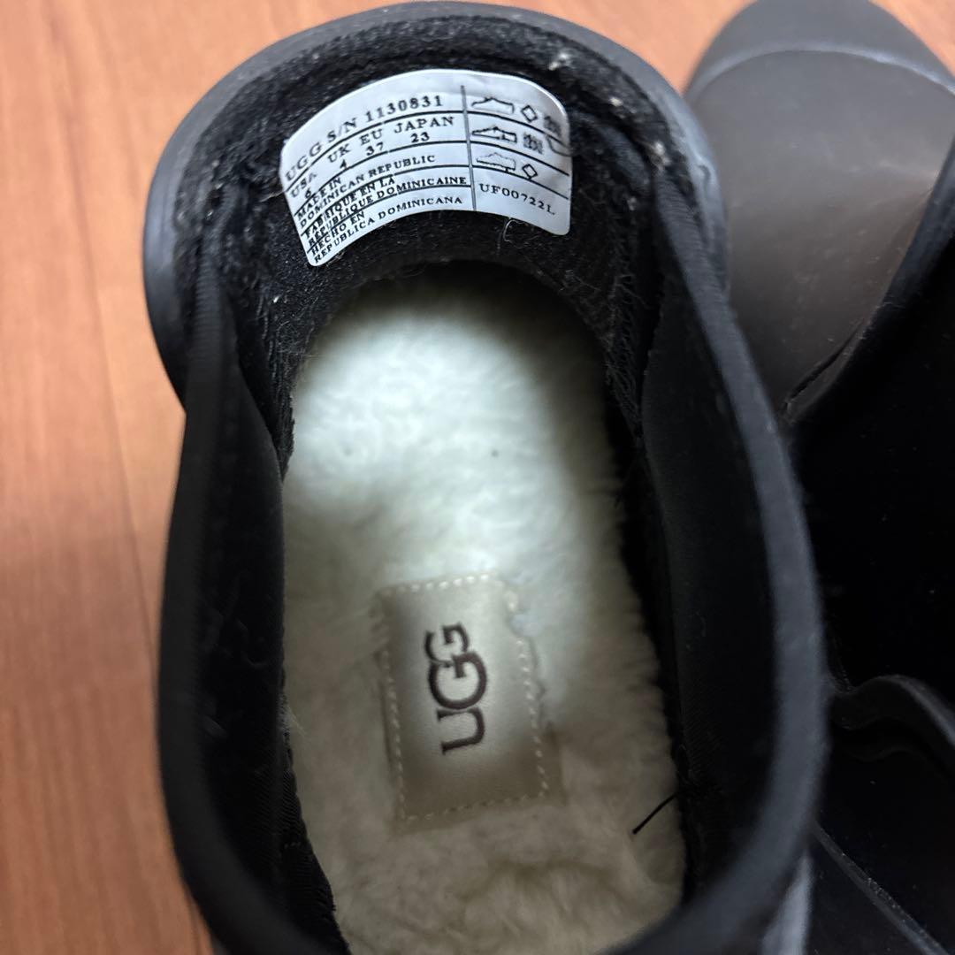 新品UGG ブラック ショートブーツ 雨天用　起毛取り外し可能！ インヒール
