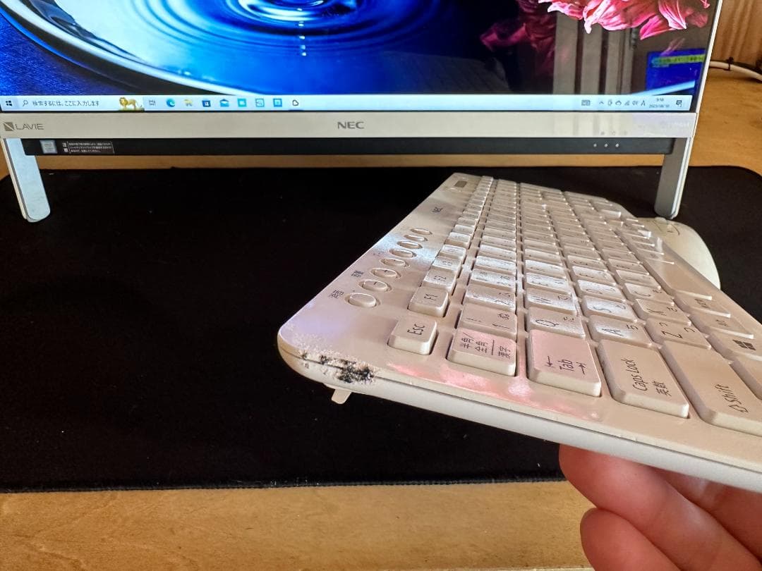 【NEC】Windows10　ディスクトップ　パソコン　LAVIE