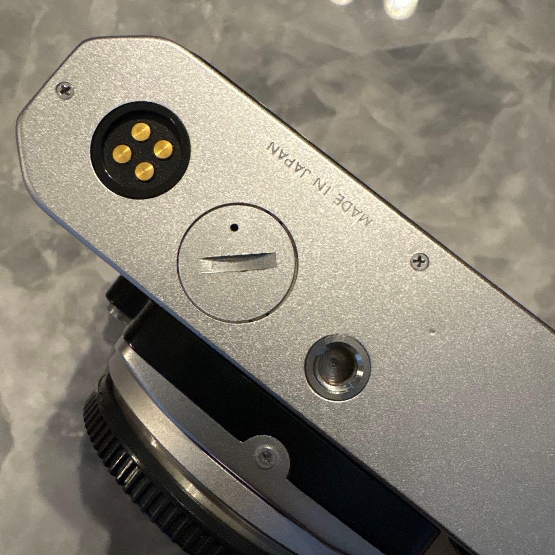 Nikon FE本体＋【おまけ】ピークデザイン バンドストラップ