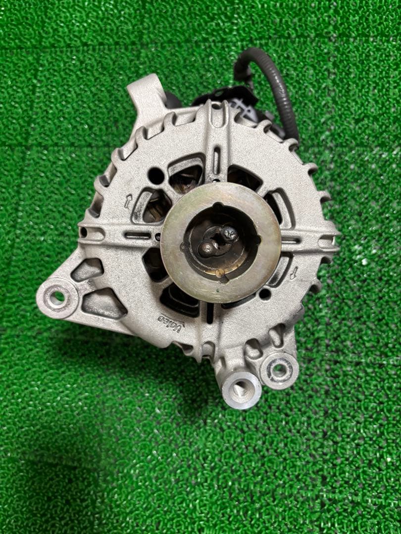 日産 セレナ HFC26 オルタネーター 発電機 ダイナモ ヴァレオ