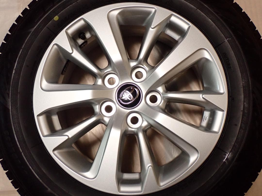 ヤリスクロス 純正 16インチ スタッドレスタイヤ 4本・60系プリウス使用可