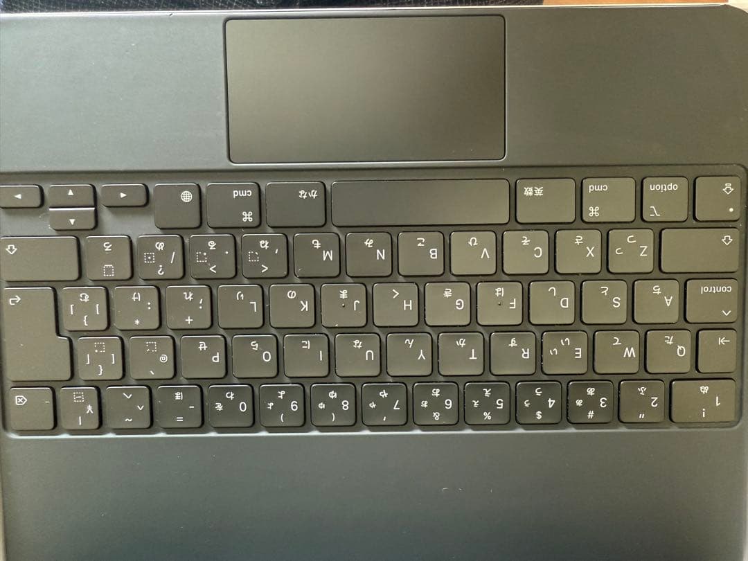 純正Apple iPad Magic Keyboard 12.9インチ ブラック