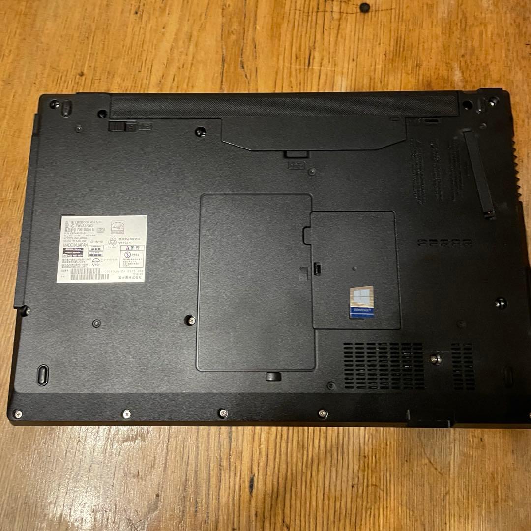 富士通 LIFEBOOK A577/R Core i5 Win11