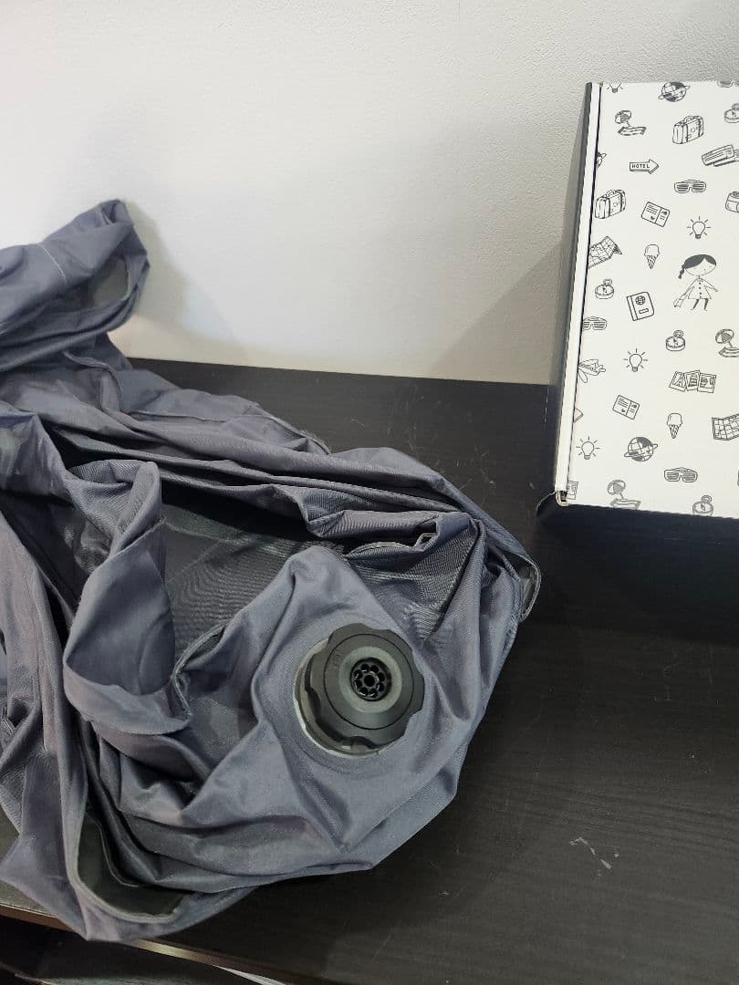 FLY-TOT フライトット 空気膨張式旅行用クッション