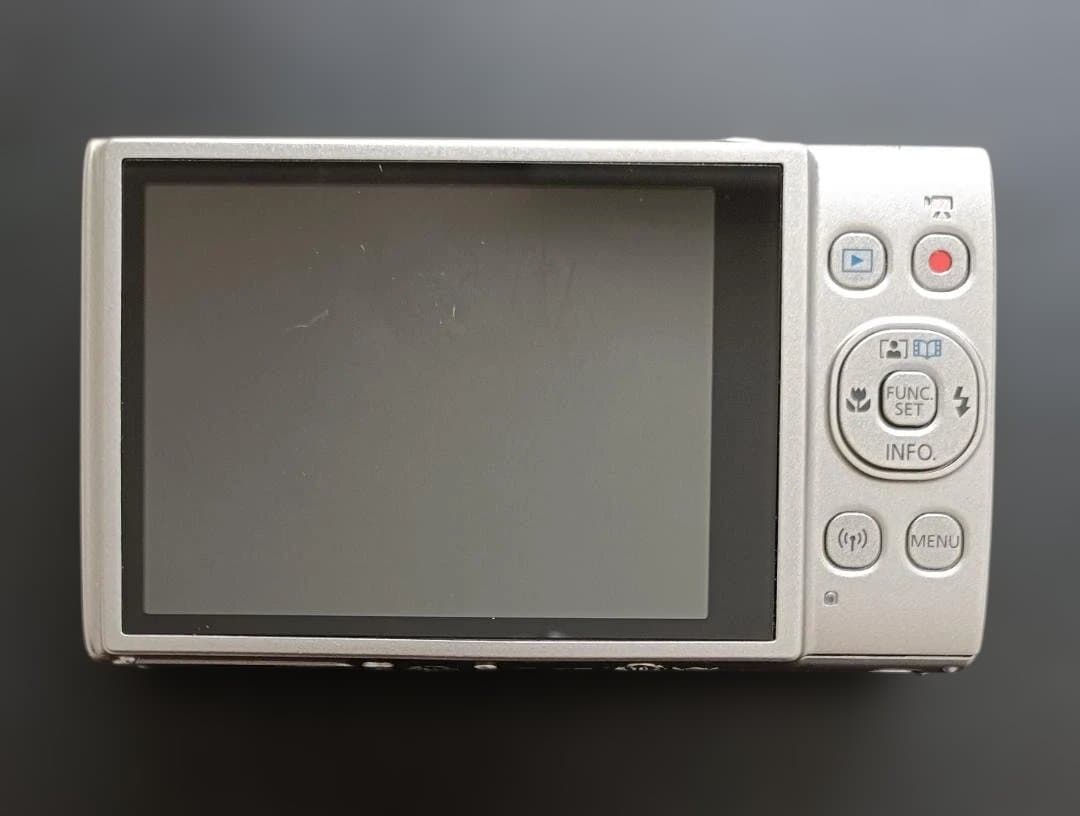 美品！CANON IXY650 デジタルカメラ