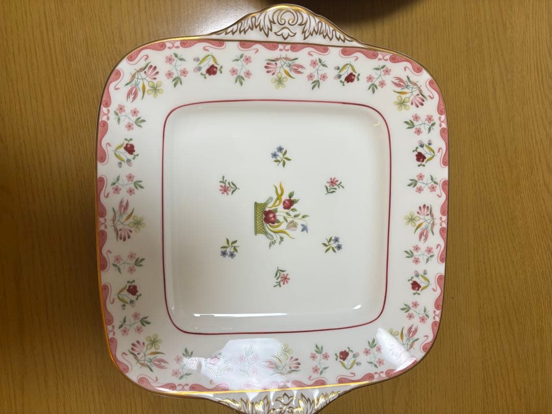 ウェッジウッドビアンカティーセット6客