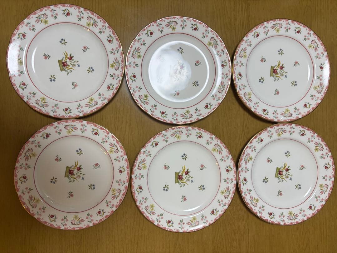 ウェッジウッドビアンカティーセット6客