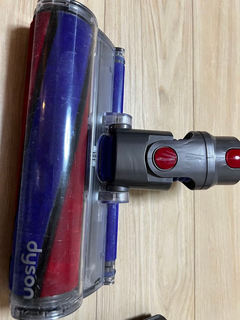 【中古品】Dyson V8 fluffy+