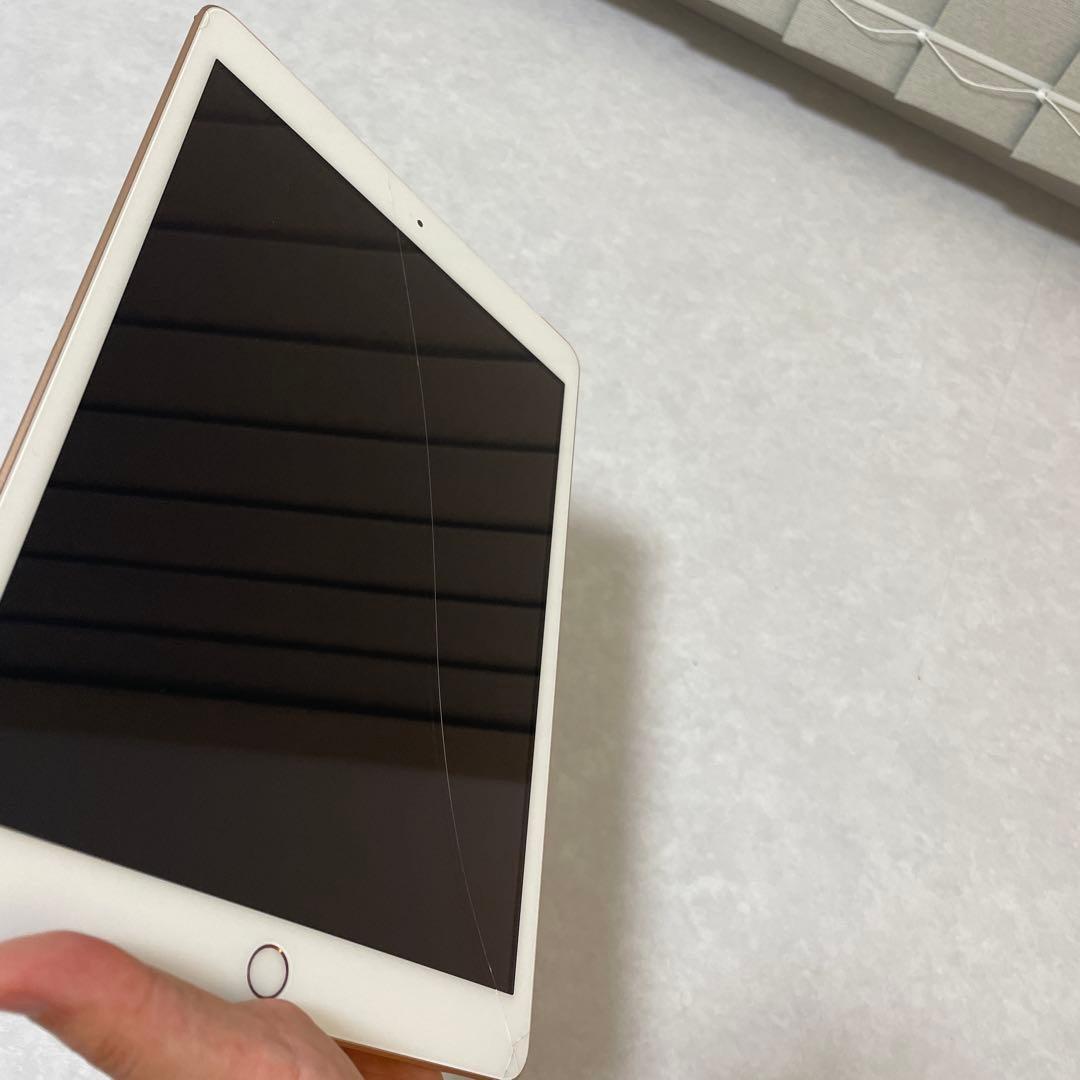 iPad (第8世代) ピンクゴールド 32G ひび割れあり