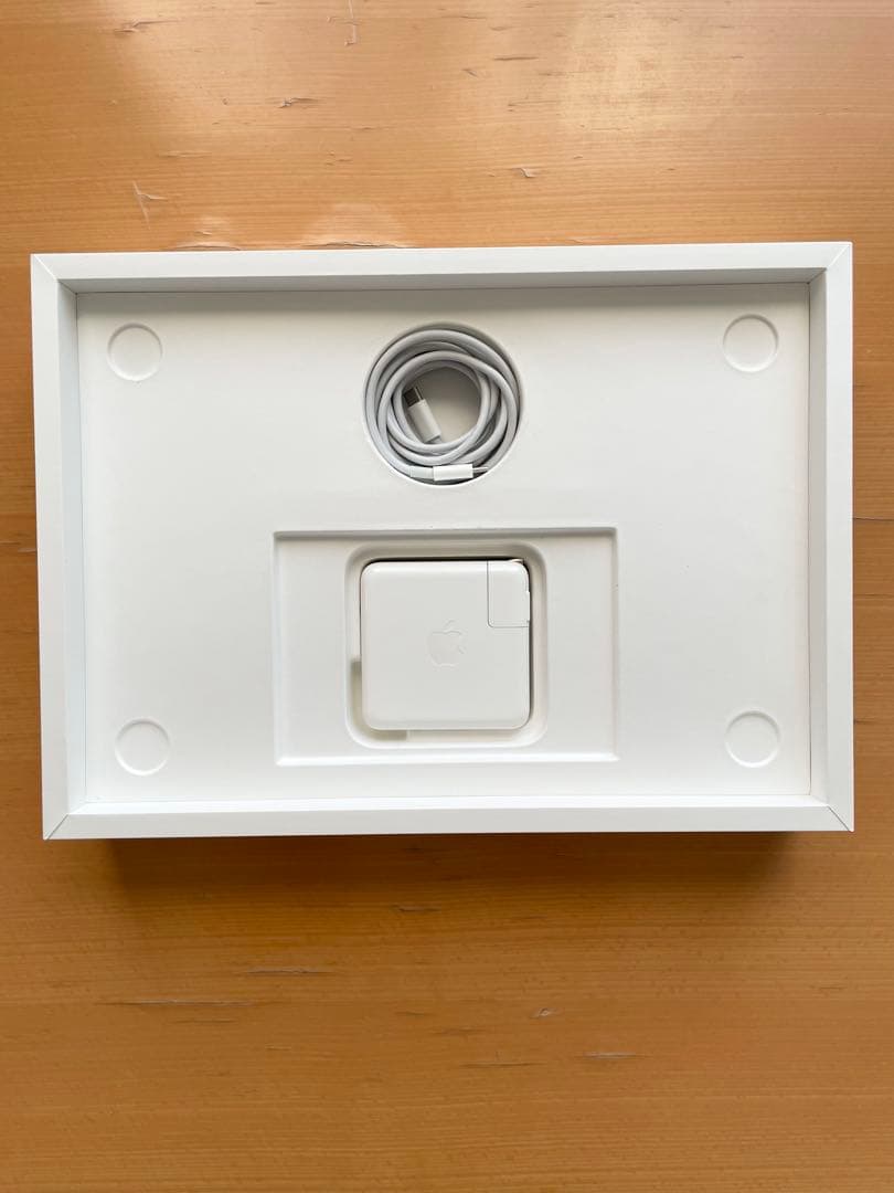 MacBook Pro 256GB 8GB 13インチ MXK32J/A